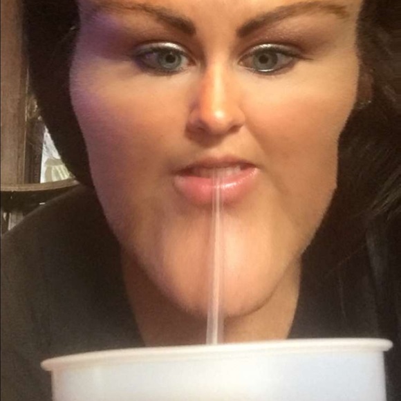 Profile Picture of Jamie Cerone (@jjc466) on Poshmark