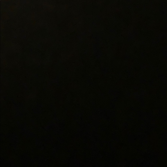 Profile Picture of Bailey Hautzinger (@bhautz) on Poshmark