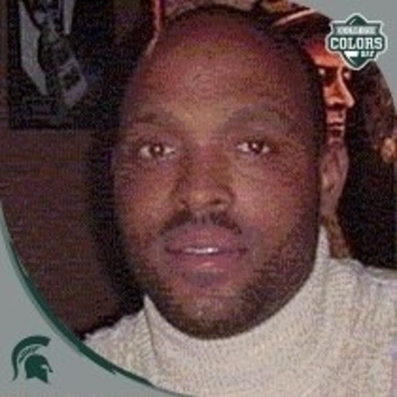 Kenny Lenton - Poshmark Profile Picture of Kenny Lenton (@kennyray930) on Poshmark