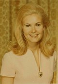 Profile Picture of Tricia Nixon Coxon Wikipedia