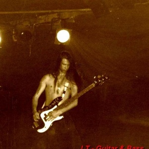 Profile Picture of Mike Almond (@jacky_black) on Myspace