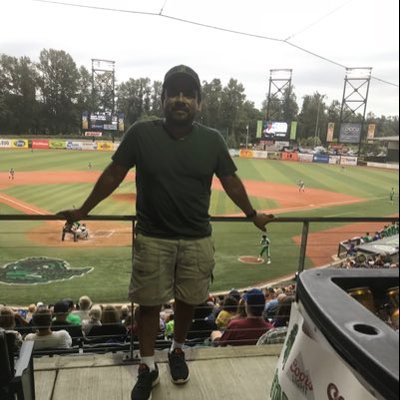 Profile Picture of Alex Lezama (@alexlezama20) on Twitter