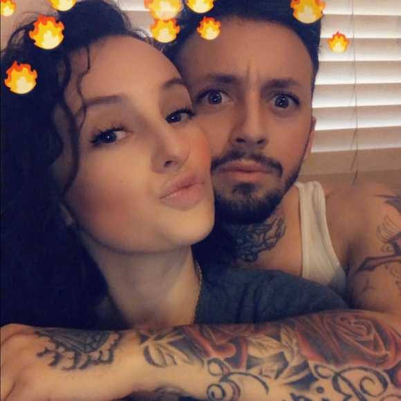 Mia Vigliotti - Poshmark Profile Picture of Mia Vigliotti (@mia_xx859) on Poshmark