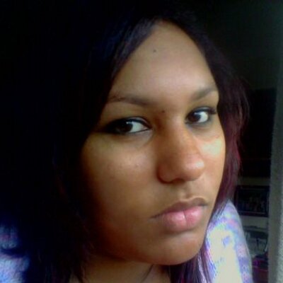 Profile Picture of Lucy Dowlingon Twitter