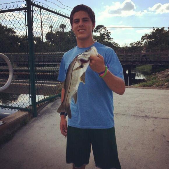 Profile Picture of Anthony Paparella (@bigantp) on Poshmark