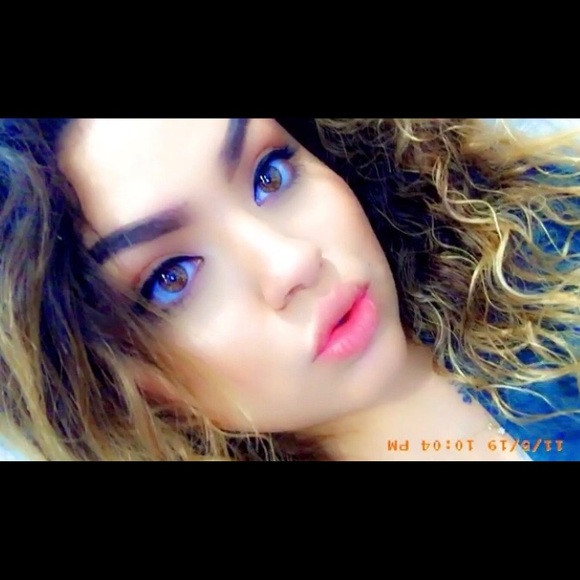 Profile Picture of Cristal Perez (@cristalperez96) on Poshmark