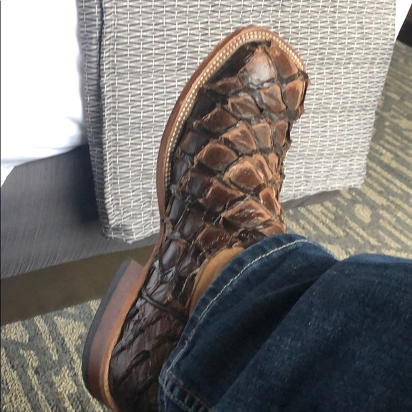 Profile Picture of Blake Biddick (@biddick460) on Poshmark