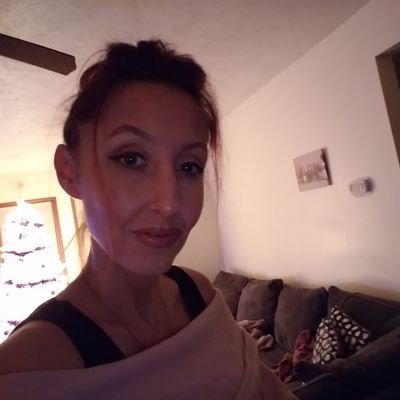 Profile Picture of Jenny Hall Heckman (@heckman_jenny) on Twitter