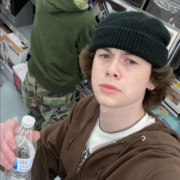 Profile Picture of Jake Werner (@jakewerner) on Poshmark