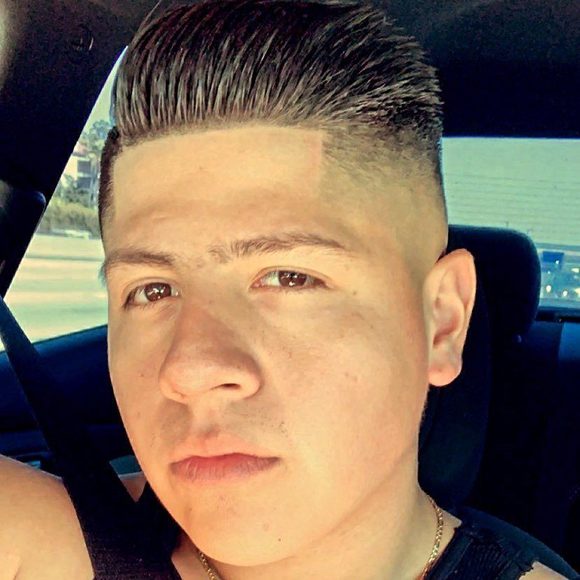 Profile Picture of Andrew Mendoza (@andrewanthonym) on Poshmark