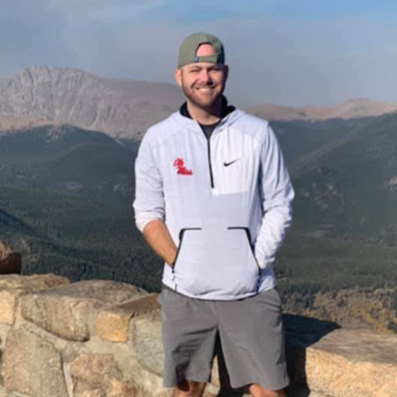 Profile Picture of Derek Stephens (@derekbrison) on Poshmark