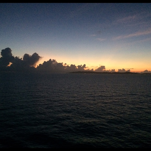 Profile Picture of Ryan Renye (@rr15rr) on Poshmark