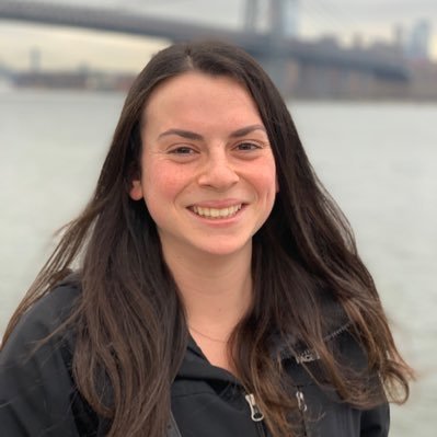 Profile Picture of Alexa Gross (@Alexa_Gross33) on Twitter