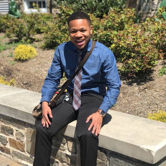 Profile Picture of Tariq Shaheed (@safaririq) on Poshmark