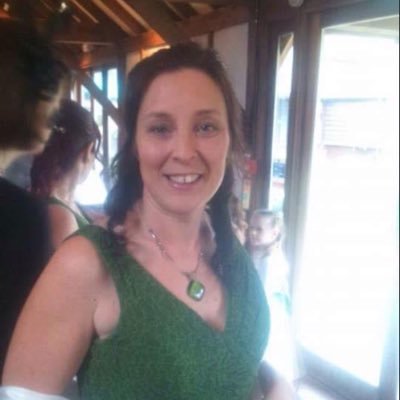 Profile Picture of Sarah  Mcdowall (@punibear) on Twitter