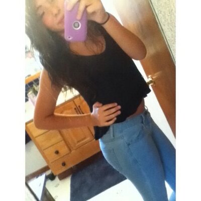 Profile Picture of Cortney :) (@MaslowHookers) on Twitter