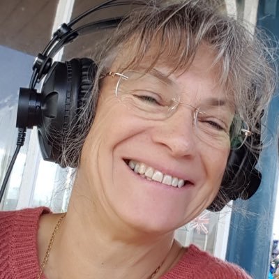 Profile Picture of Lynne Groves (@LynneGroves15) on Twitter