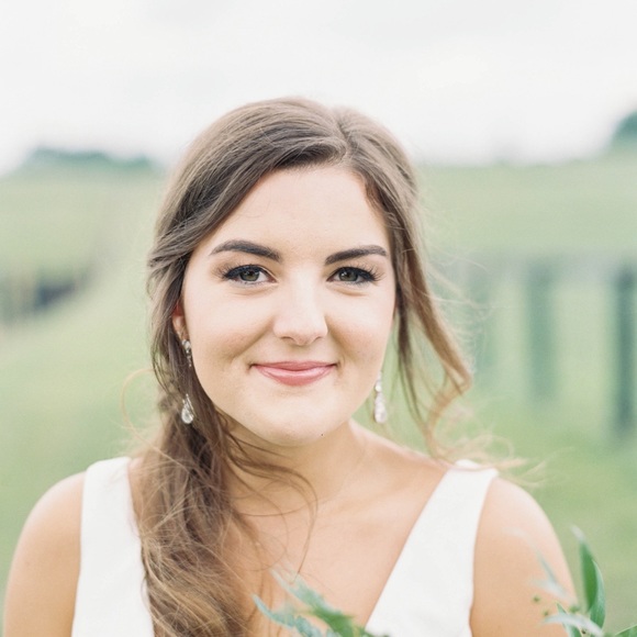 Profile Picture of Kate Gagel (@katherinegagel) on Poshmark