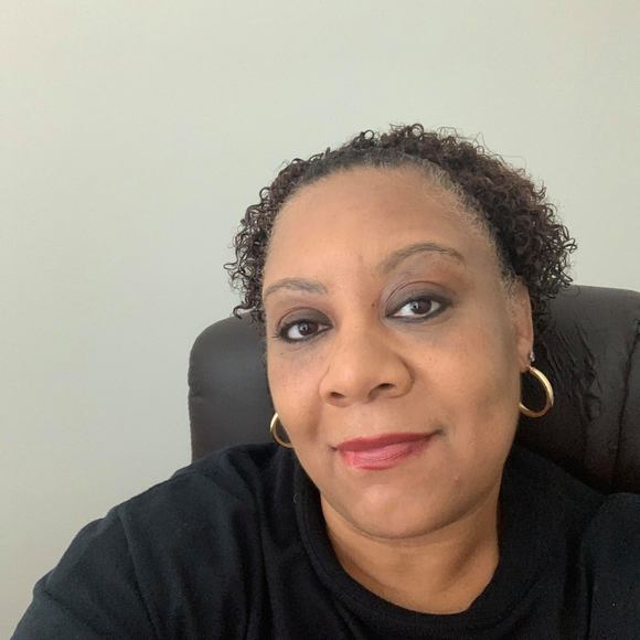 Profile Picture of Trinette Dungee (@nette2019) on Poshmark