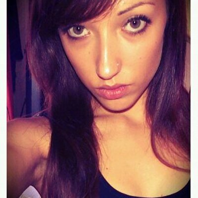 Profile Picture of Elisha Anderson (@elishamarie1993) on Twitter