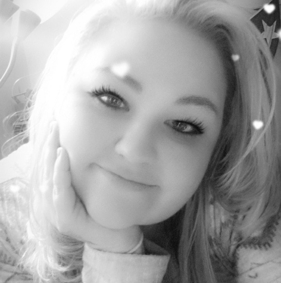 Profile Picture of Ginny Mitchell (@ginno04) on Poshmark
