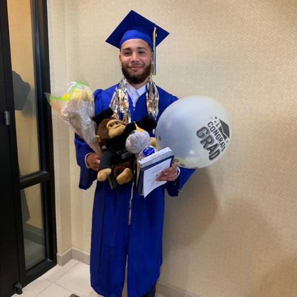 Profile Picture of Edwin jomar Reyes (@edwinjomar5244) on Poshmark