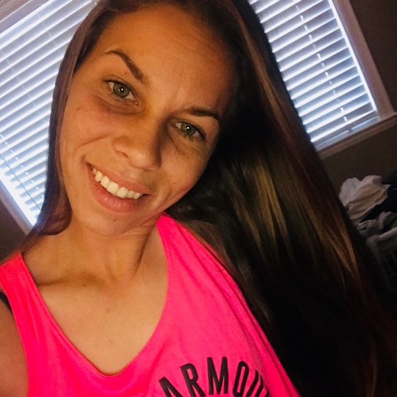 Profile Picture of Savannah Duncan (@savd02) on Poshmark