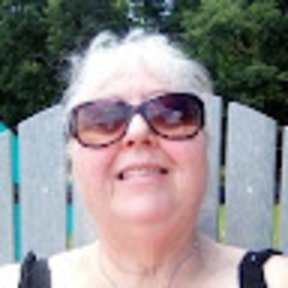 Profile Picture of Teresa lynn Pritchard (@teresalynn1958) on Poshmark