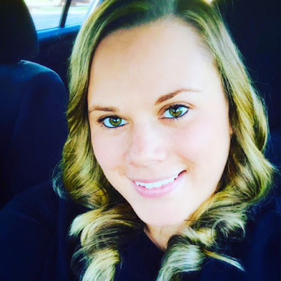 Profile Picture of Katelyn Morrison (@katelynmorri166) on Poshmark
