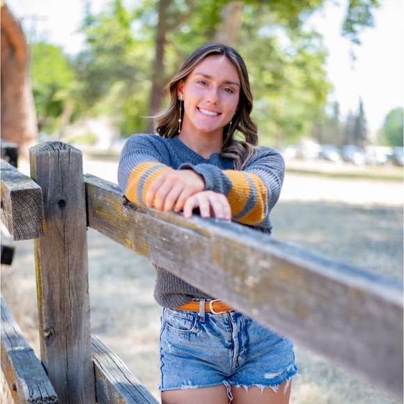 Profile Picture of Presley Hosick (@presley447) on Poshmark