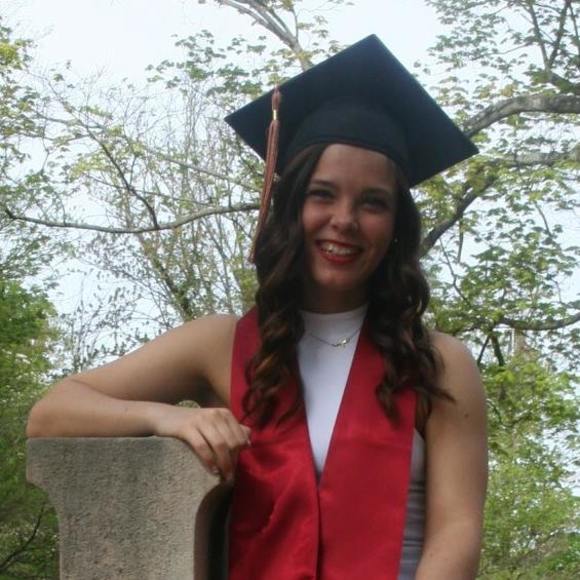 Profile Picture of Haley Pierson (@hnpierso) on Poshmark