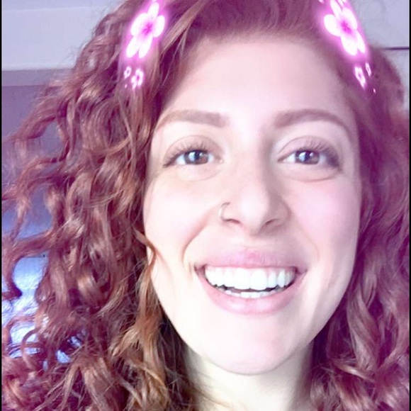 Profile Picture of Natassa Christides (@nzchristides1) on Poshmark