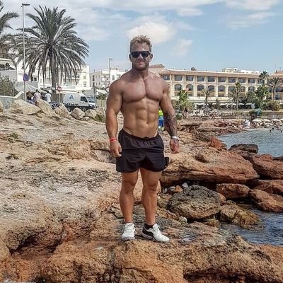 Profile Picture of  ♠Bainsey ♣ (@adam1baines) on Twitter