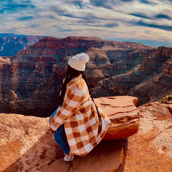 Profile Picture of Tekara Capron (@tekaraarielle) on Poshmark