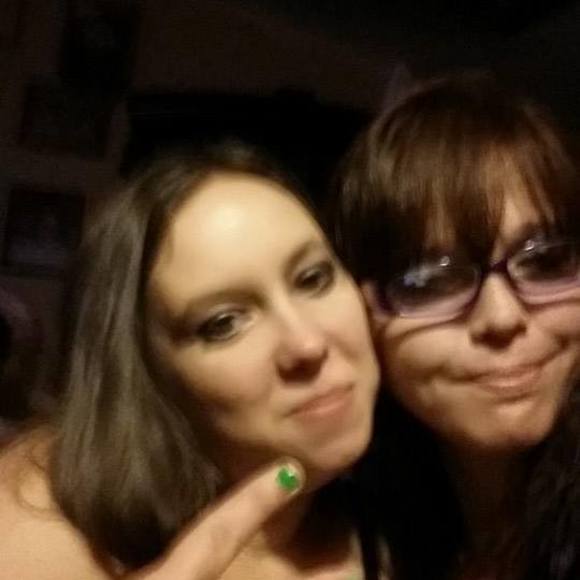 Profile Picture of Dawn Schelsteder (@schelsteder75) on Poshmark