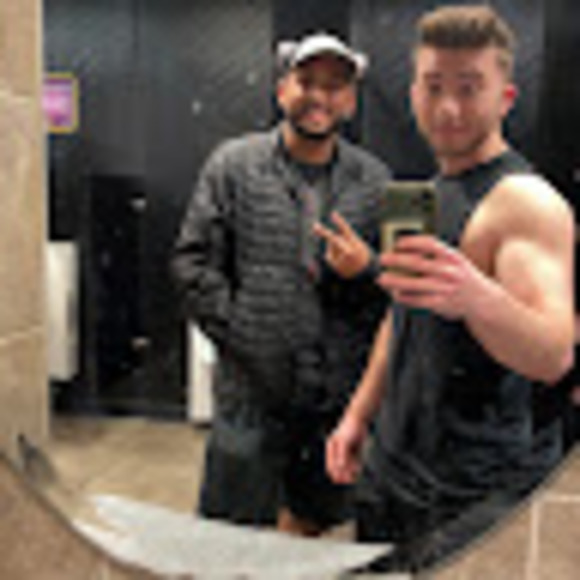 Profile Picture of Jacob Rosenthal (@jakefender5) on Poshmark