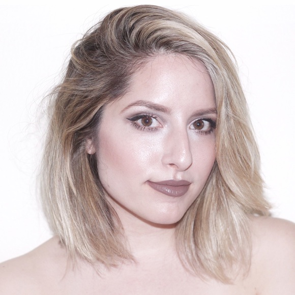 Profile Picture of Audra Klein (@audraklein) on Poshmark