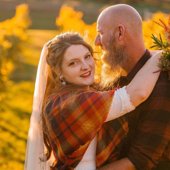 Profile Picture of Hanna Allen (@nightowl2252) on Poshmark