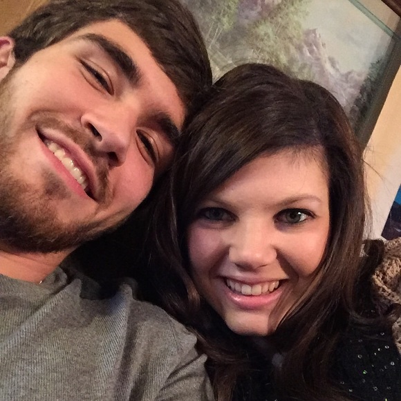 Profile Picture of Caitlyn Netherland (@cait0221) on Poshmark