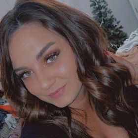 Profile Picture of Brooke Hinkley (@bhinkley8) on Pinterest