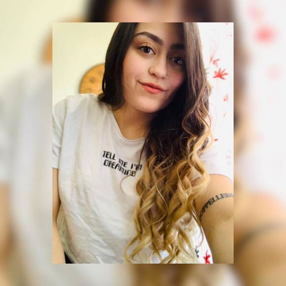 Profile Picture of Luisa Lopera restrepo (@lui270301) on Poshmark