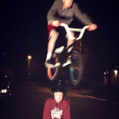 Profile Picture of Ryan Hobbs (@ryanhobbs12) on Twitter