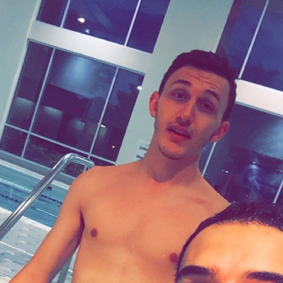 Profile Picture of Mustafa Hamid (@mustafa7) on Poshmark