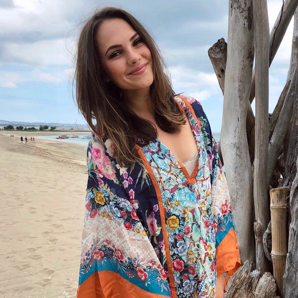 Profile Picture of Megan Scarlatelli (@mscarlatelli) on Poshmark