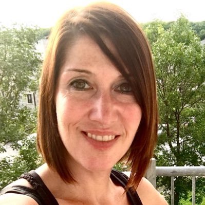 Profile Picture of Nancy Simard (@NancySSimard) on Twitter