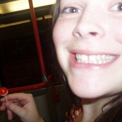 Profile Picture of Jo Eaton (@joeaton10) on Twitter