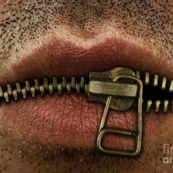 Profile Picture of Michael Humphries (@wedgefield) on Poshmark