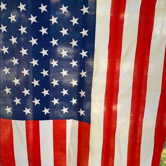 Luis a. Ysaac - Poshmark Profile Picture of Luis a. Ysaac (@luisysaacreyes) on Poshmark