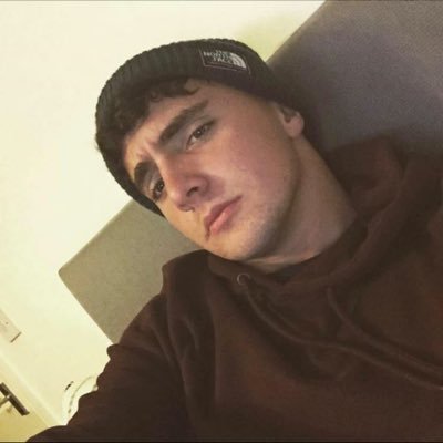 Profile Picture of Alex Blakeley (@alexblakeleyyy) on Twitter