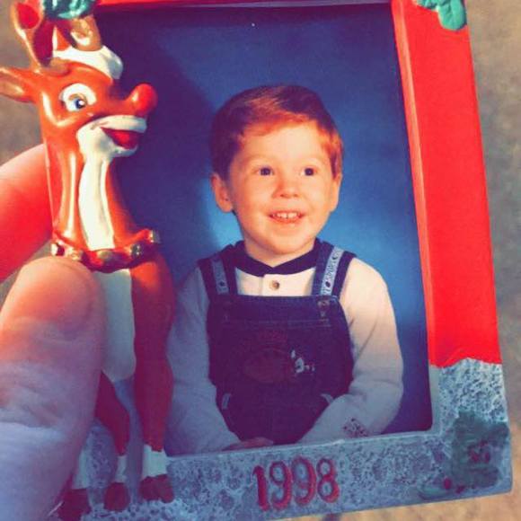 Profile Picture of Haley Veazey (@haleybaby4) on Poshmark